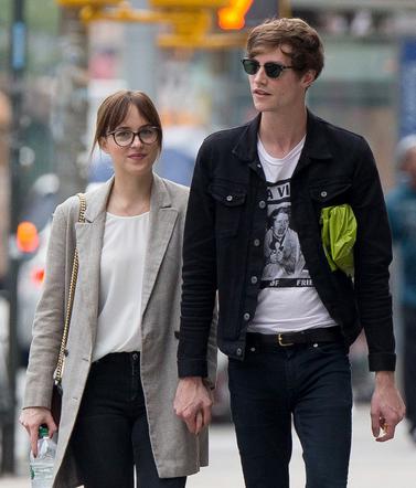 Dakota Johnson i Matthew Hitt