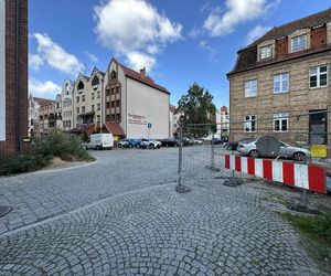 Roboty drogowe na elbląskiej Starówce. Chodzi o skrzyżowanie Wieżowej i Przymurze