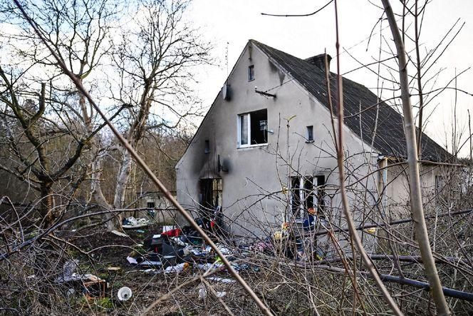 Pożar domu w Redzie. Zginęły 3 osoby