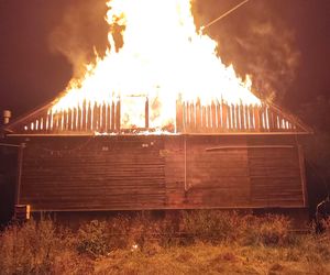 Pożar budynku na os. Bugaj w Starachowicach