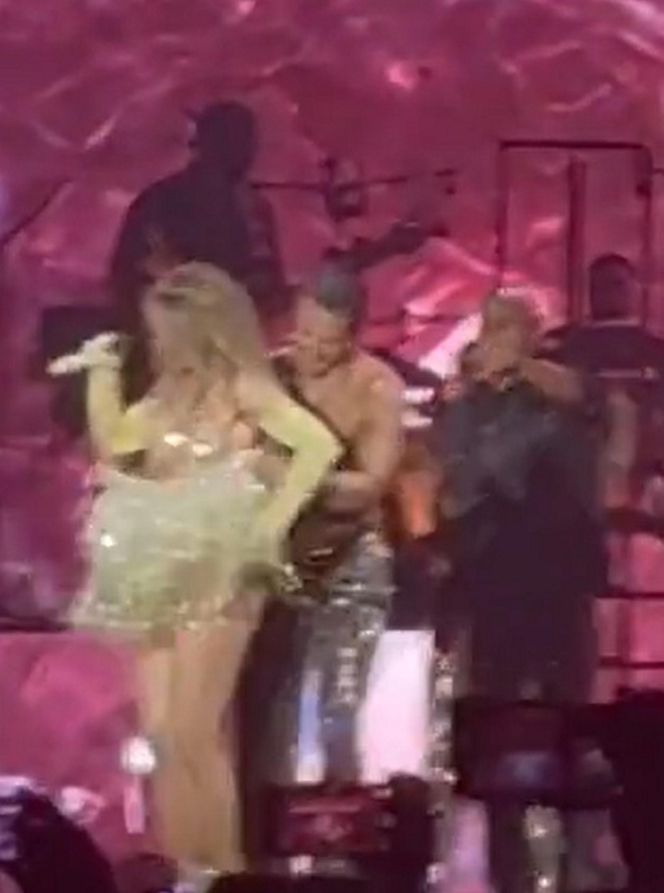 Jennifer Lopez nie nosi bielizny?! Tym razem na szczęście miała…