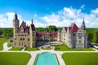 Najpiękniejsze zamki w Polsce według AI