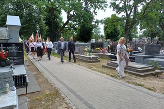 Pamięć o powstańcach żyje w Ostrzeszowie. Ulicami miasta przeszedł Marsz Pamięci [ZDJĘCIA]