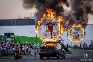 Drifty, kraksy, jazda na dwóch kołach i nie tylko! W Łomży odbędzie się Monster Truck Show - mamy dla Was bilety!