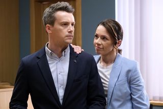 	M jak miłość odc. 1874 po wakacjach. Martyna (Magdalena Turczeniewicz), Jakub Karski (Krzysztof Kwiatkowski)