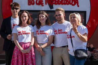Wielki budzik stanął w centrum miasta. „Nie śpij, bo Cię przegłosują!”