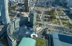 Złote Tarasy i dworzec Warszawa Centralna z 46. piętra Varso
