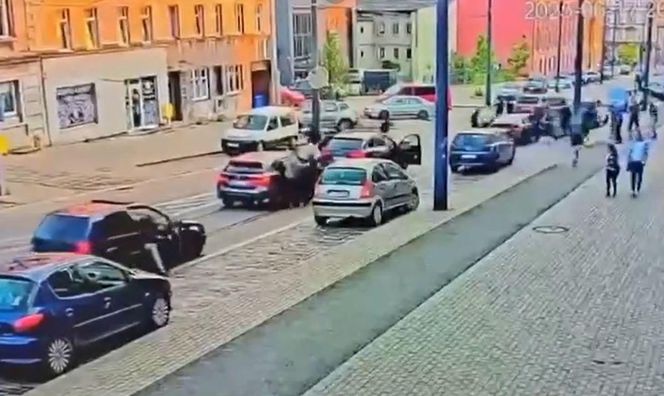 Rajd po Chorzowie. Kibice GKS Katowice napadli przypadkowych przechodniów