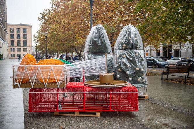 Montaż iluminacji świątecznej w Warszawie