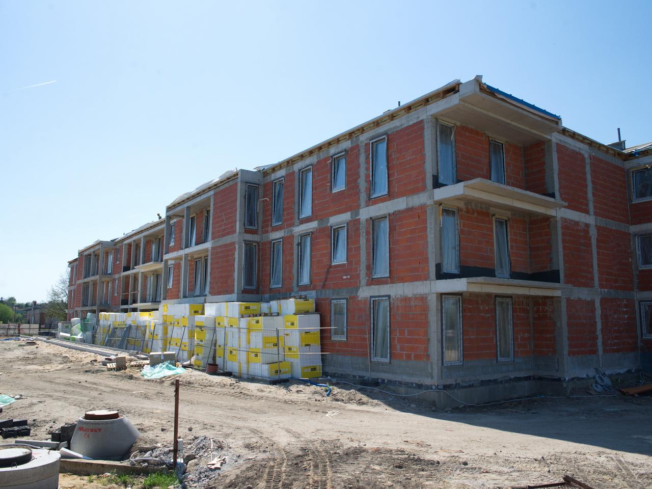 W Koninie będą nowe mieszkania. Powstają na terenie dawnej bazy PKS