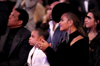 Córki Beyonce i Jaya-Z gwiazdami reklamy. Do kogo są bardziej podobne?