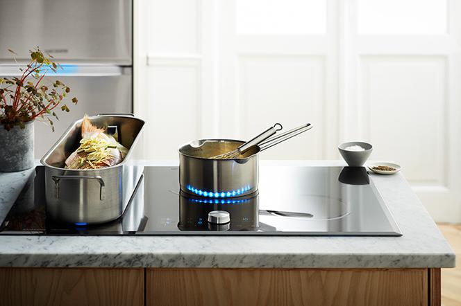 Gotuj dwa razy szybciej dzięki innowacyjnej płycie Samsung