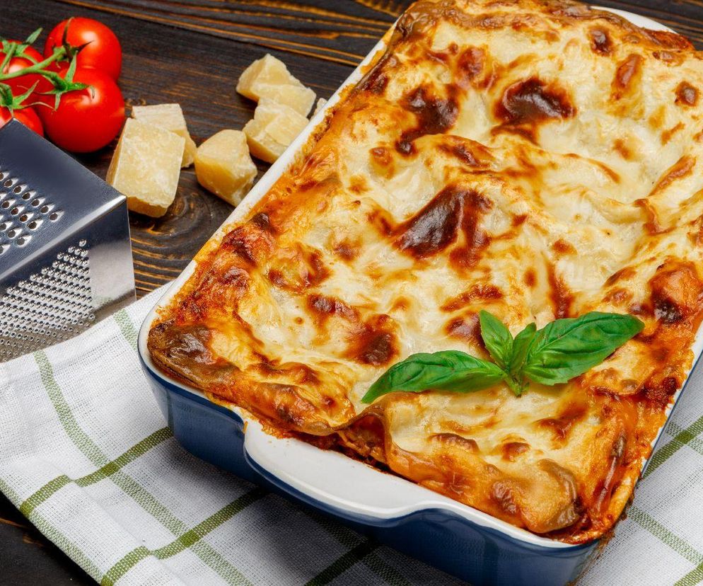 włoska zapiekanka z cukinii i mięsa mielonego