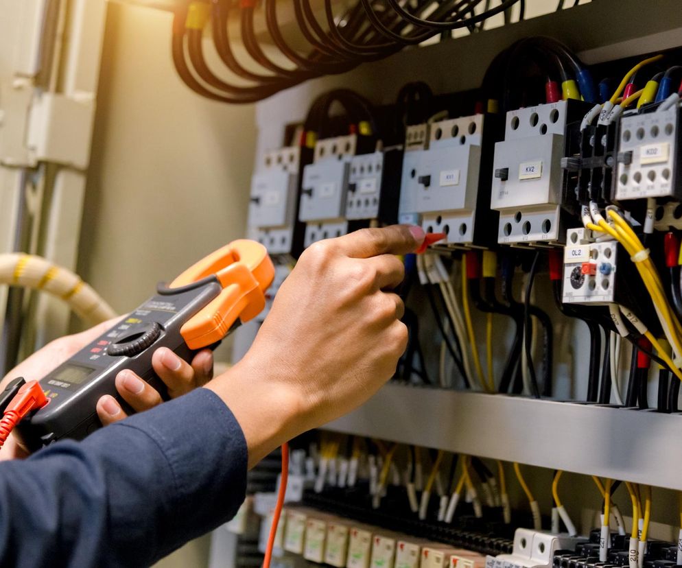 Optymalizacja zużycia energii przez urządzenia przemysłowe