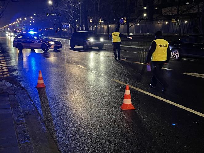 Potrącenie na przejściu w centrum. Pieszy w stanie krytycznym