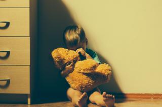 Lęk u dziecka: co robić, gdy dziecko jest przerażone? Zapoznaj się z przykładową sytuacją!