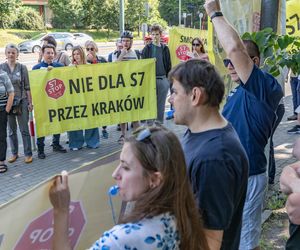 Sześć wariantów nowej trasy S7. Wszystkie przechodzą przez Kraków. Konieczne będzie prawie 200 wyburzeń?