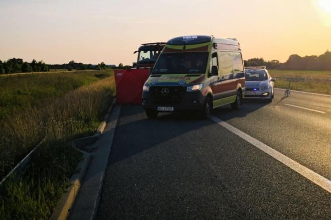 Zderzenie motocyklisty i ciężarówki na A2. 30-latek zginął na miejscu!