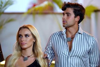 Hotel Paradise - Wiktoria Kozar 