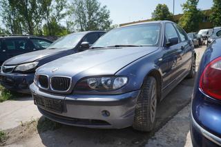 Warszawski ZDM licytuje samochody z ulicy! W ofercie są prawdziwe perełki