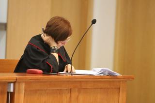 Kiedy poszła na imprezę ze znajomymi, dentysta wpadł w furię