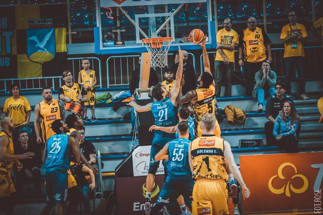 Trefl Sopot - Polski Cukier Toruń 63:80, relacja