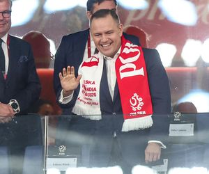 100 dni prezydenta Karola Nawrockiego. Nie tylko weta i wizyta w USA, ale też kebab z młodzieżą i powitanie przez okno 