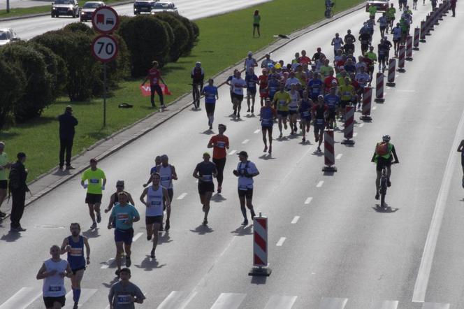 MARATON WARSZAWSKI 2015 ZDJĘCIA UCZESTNIKÓW