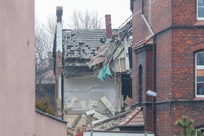 Tragiczny wybuch w Katowicach. Córeczki pastora wyrwane spod gruzów. "Wynieśliśmy je przez okno od kuchni"