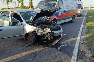 Nieprzytomna 3-latka zabrana śmigłowcem! Kilka osób rannych w wypadku pod Buskiem-Zdrojem [ZDJĘCIA]