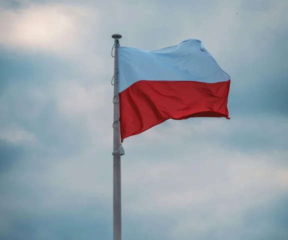 Czy zdałbyś test na obywatelstwo polskie? Nawet Polak może nie znać odpowiedzi!