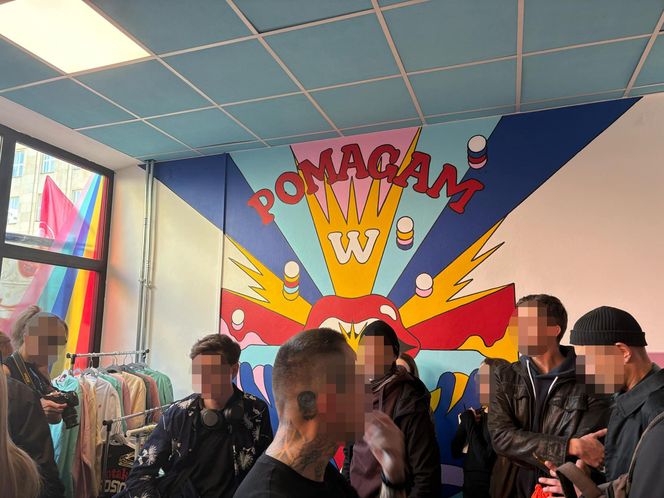 Dziennikarka „Super Expressu” oblana farbą i wyrzucona z pikiety antyaborcjonistów. „Wynocha z mojego zgromadzenia!”