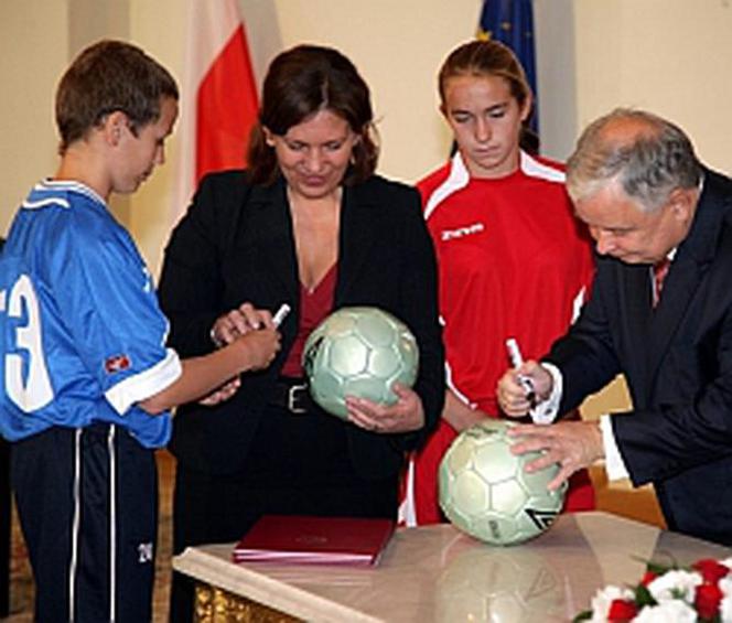Podpisanie ustawy o EURO