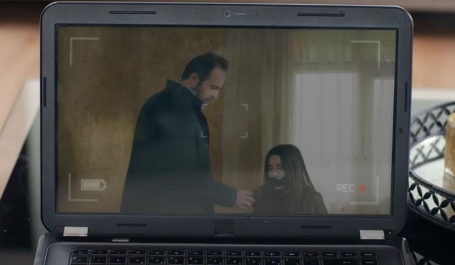 Zeynep będzie przetrzymywana przez porywacza, a Yildiz przyłapie Melis na rozmowie z przestępcą. Ghonul i Bulent zaczną odchodzić od zmysłów, a Ege trafi na trop.
