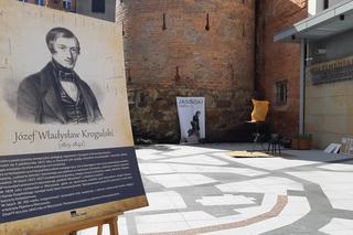 W Tarnowie powstała rzeźba znanego pianisty. Mamy zdjęcia!