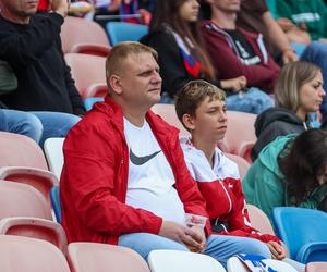 Sportowe emocje na trybunach podczas meczu Górnik Zabrze - Piast Gliwice