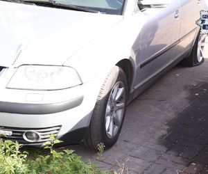 Wandal w Porębie zniszczył kilkanaście samochodów. To nie wszystko, co miał na sumieniu