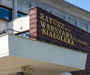 Ratusz dzielnicy Białołęka w Warszawie