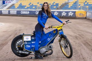 Kandydatki z GKM-u Grudziądz w konkursie Miss Startu PGE Ekstraligi - Julia Leśniak