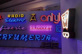 Muzeum Neonów w Pałacu Kultury i Nauki