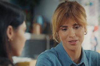 M jak miłość odc. 1850. Kama (Michalina Sosna), Iza (Adriana Kalska)