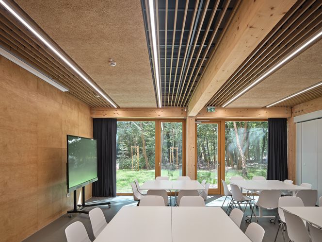 Biblioteka w Choszczówce 23