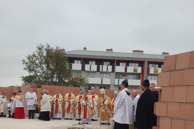 Abp Śmigiel: Bł. ks. Popiełuszko wyzwalał z marazmu i zniewolenia