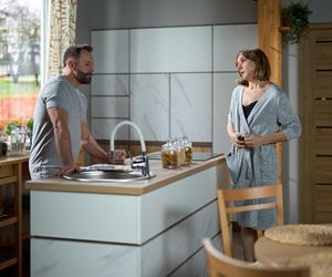 Na Wspólnej odc. 3970. Kuba (Przemysław Cypryański), Iga (Lidia Sadowa)