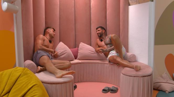 Love Island 9: produkcja oszukuje widzów? "Widać, że mało wiecie o takich produkcjach"