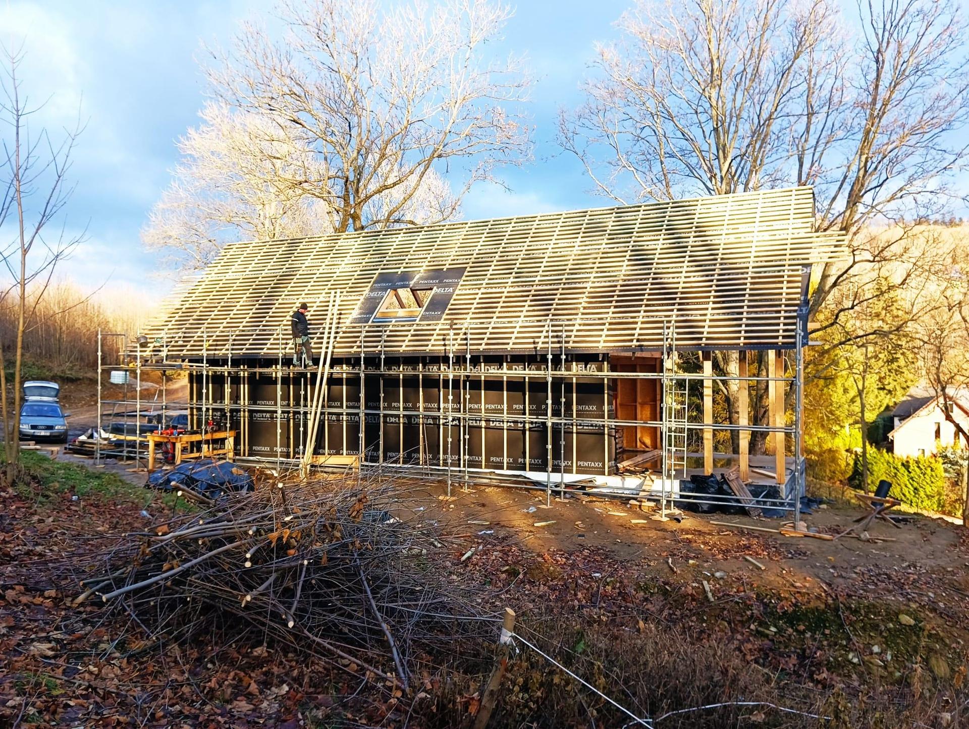 Budowa domu okapowego