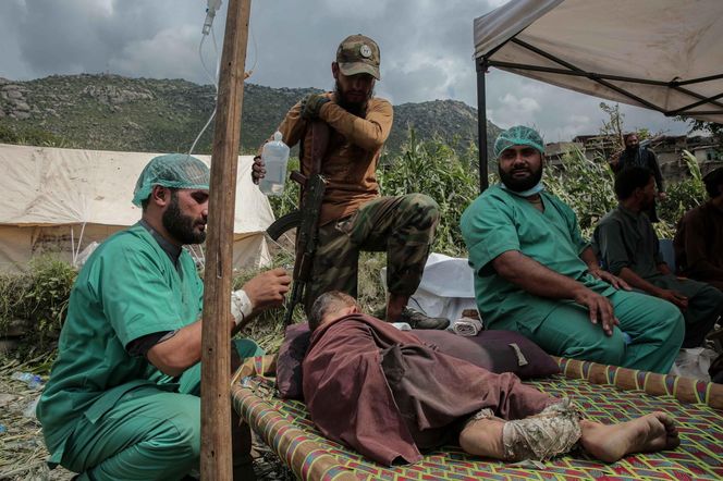 2200 osób nie żyje! Tragiczne trzęsienie ziemi, ofiar coraz więcej!