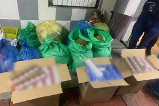 Setki kilogramów nielegalnego tytoniu. Krakowscy policjanci zatrzymali przestępców