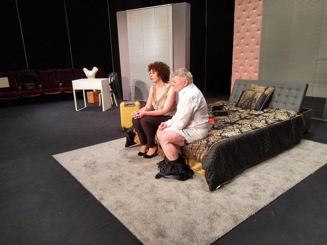 Nowa sztuka kieleckich speców od komedii. Premiera Teatru TeTaTeT