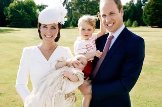 rodzina królewska,. chrzest charlotte, mario testino